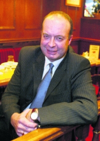 Philippe Villalon , patron des restaurateurs. (PHOTOPQR/« OUEST FRANCE »/J.-Y. DESFOUX.)